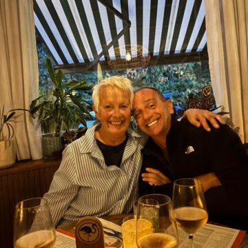 Le Cure Curista Profile - Sue Melling