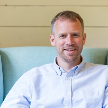 Le Cure Curista Profile - Simon Kruger