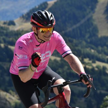 Le Cure Curista Profile - Robin Loof