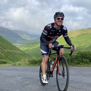 Le Cure Curista Profile - Barney Hinnigan